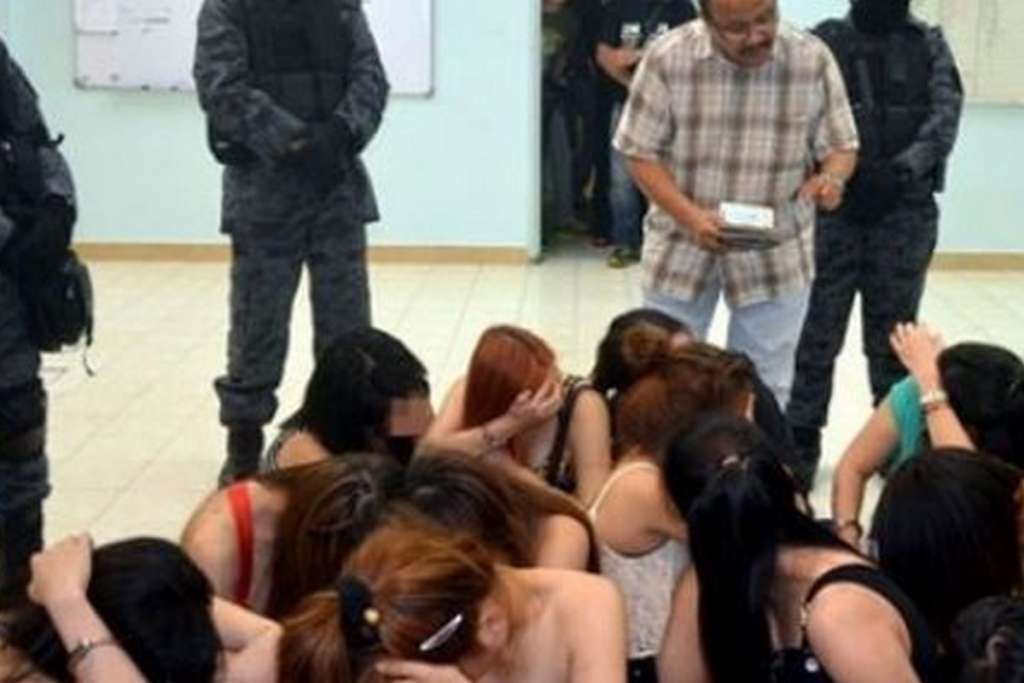 Русские Секс Рабыни В Турции