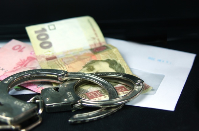 На Львовщине поймали чиновников сельсовета на взятке в $ 21 тыс.
