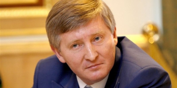 Ахметов просив Суркова передати керівництво «ДНР» Захарченку – ЗМІ