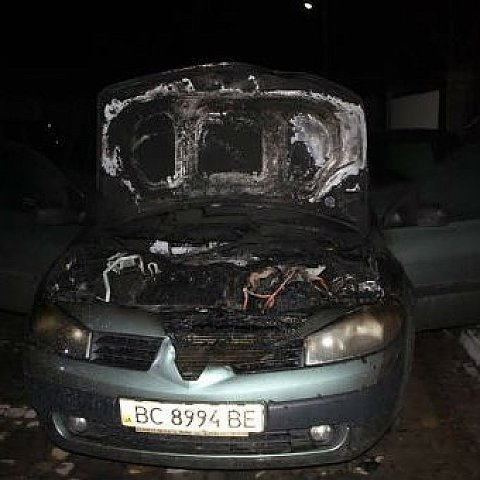 В Брюховичах сожгли машину местного активистки