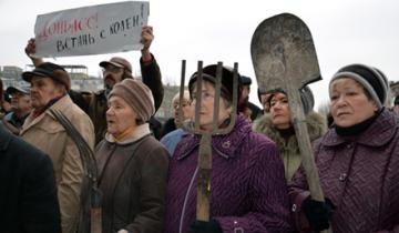 Пенсионеры Донбасса голодают и не видят гуманитарки из России (ВИДЕО)
