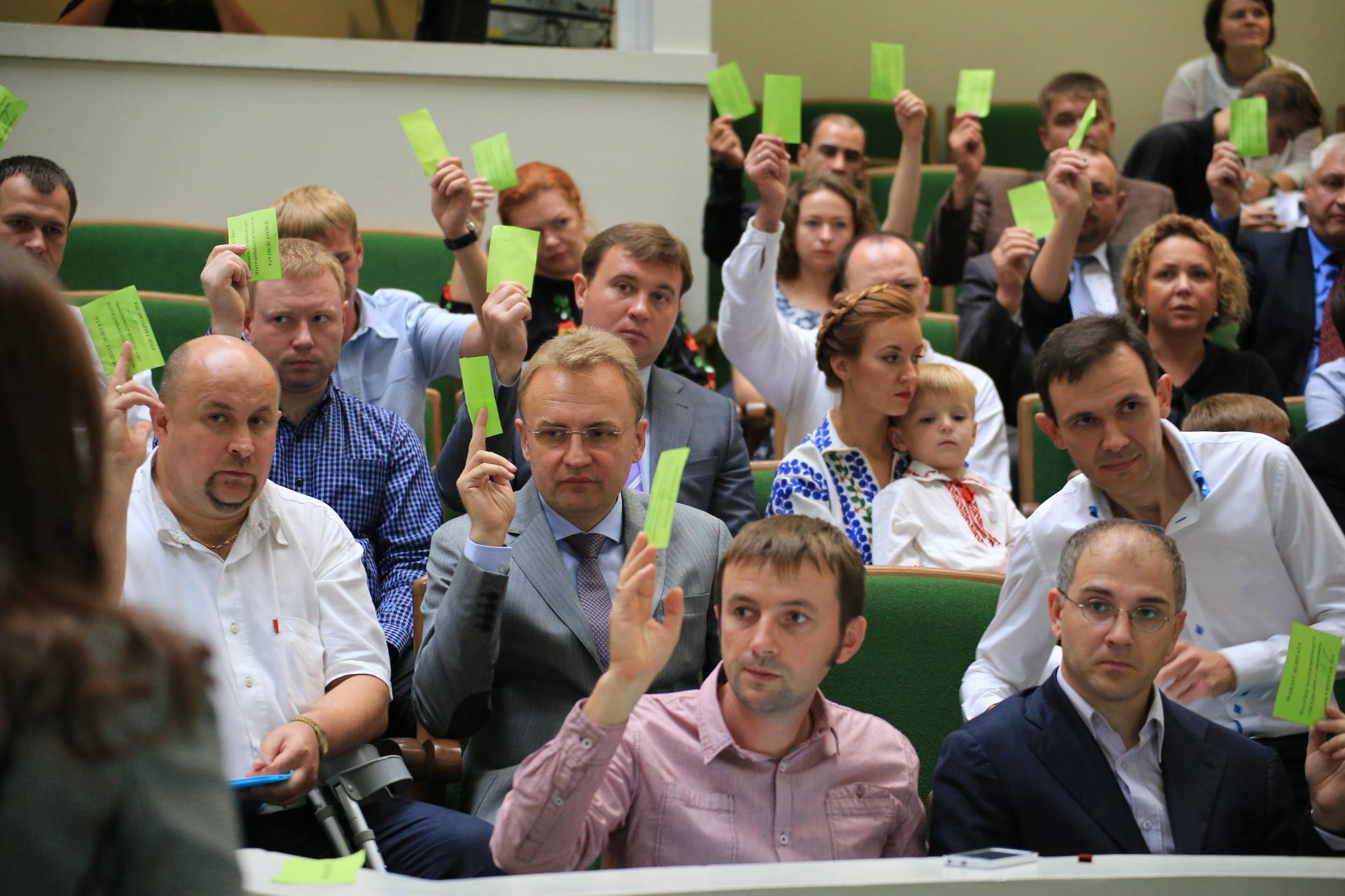 «Самопомощь» инициирует закрытое заседание с участием Порошенко и силовиков