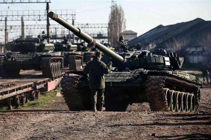 Танкіст “ДНР”, тікаючи з поля бою, розчавив 13 бойовиків під Горлівкою