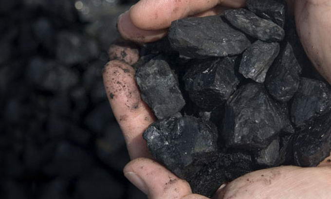 Знову відключатимуть електроенергію – Росія заблокувала поставки вугілля на ТЕС