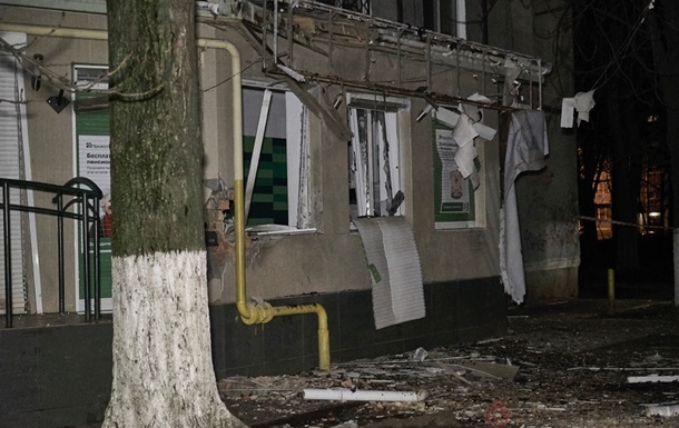 Стали известны подробности ночного взрыва возле отделения Приватбанка в Одессе