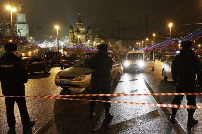 Слідчі РФ зібрали всі докази з місця вбивства Нємцова