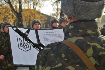 Руслан Кошулинский, Алексей Кайда и Маркиян Лопачак составили военную присягу на верность Украине