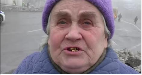 Мешканка Донецька: «Єслі би мєня аблажілі взривчаткай, я би паєхала в Кієв і взарвала всьо» (Відео)