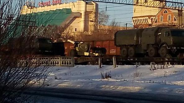 Россия перебрасывает танки и технику к границе с Харьковом (фото, карта)
