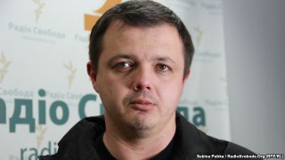 Комбат Семенченко подав у відставку