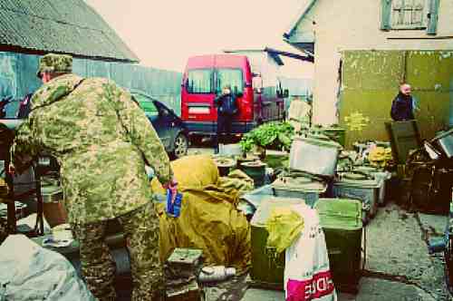 Ворованное военное имущество из дома офицера вывозили КРАЗами (ВИДЕО)