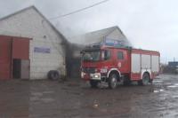 В Каменко-Бугском районе горело здание шиномонтажа (ФОТО, ВИДЕО)