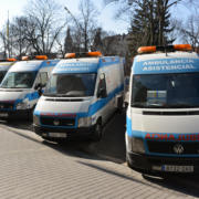 Українські бійці отримали сучасні реанімобілі від волонтерів з Іспанії та Італії (ФОТО)