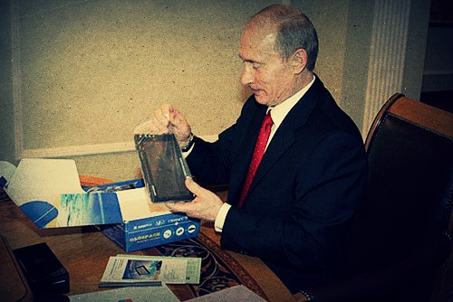 Песков рассказал о технологических апгрейдах Путина