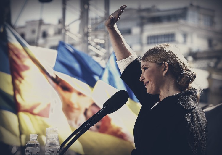 “Укрнефть” Коломойскому сдала Тимошенко – Иванов (ФОТО)