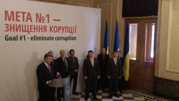 Національне антикорупційне бюро очолив адвокат Артем Ситник