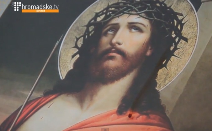 У церкві на Хмельниччині закровоточила ікона (відео)