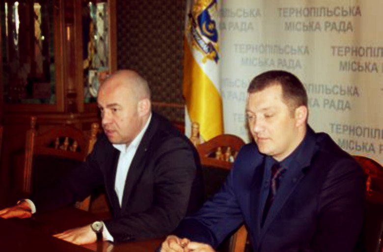 Скандальное дело о взятке: заместителя мэра Тернополя выпустили под залог (видео)