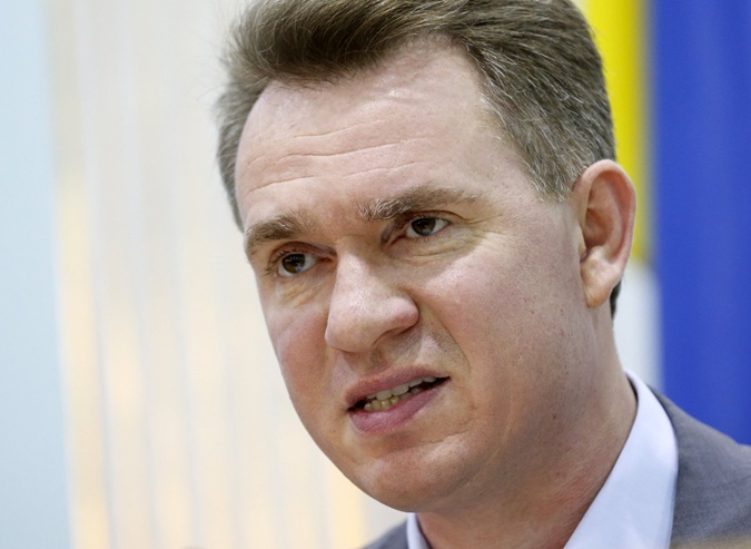 Порошенко наградил чиновника Януковича: реакция соцсетей