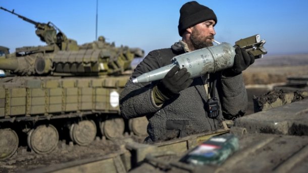 Боевики продолжают терроризировать Донбасс: почти 100 обстрелов за прошедший день