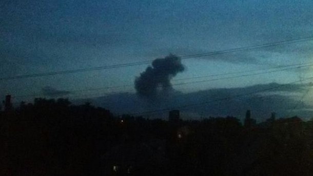 У Донецьку прогримів вибух на заводі хімічних виробів (фото+відео)