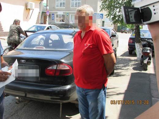 На Одещині СБУ упіймала чиновника на хабарі майже у півмільйона