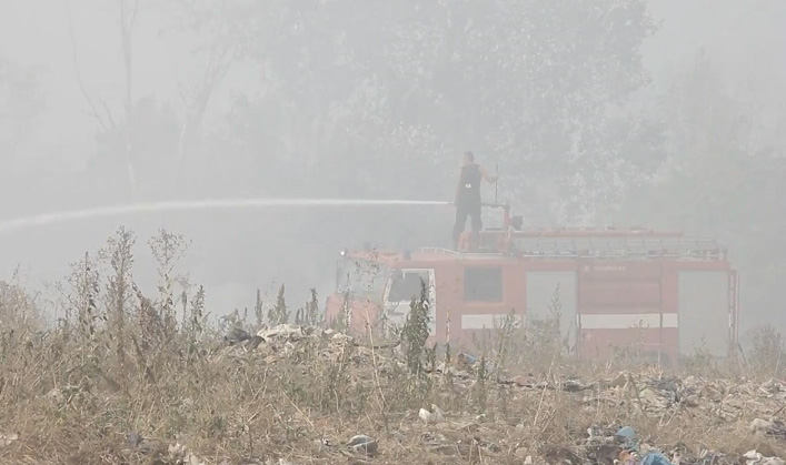 В Чернигове горит свалка: окрестности города накрыло густым дымом