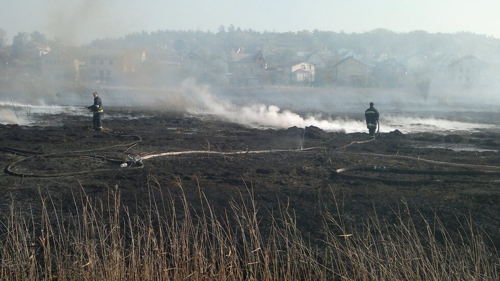 В Украине горит 32 торфяника