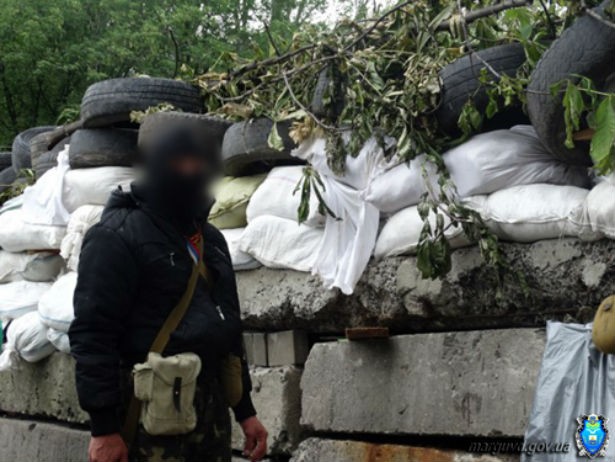 Екс-“ДНРівці” у Маріуполі допомагають міліції ловити бойовиків (ФОТО)