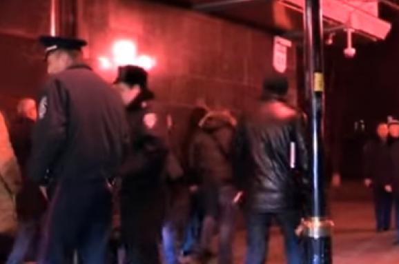 Как милиция окружила здание ГПУ после обстрела кабинета Шокина (Видео)
