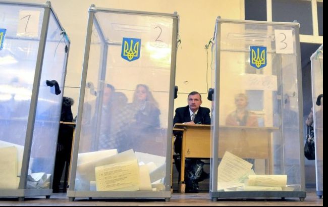 КИУ в Чернигове фиксирует попытки подкупа избирателей