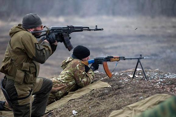 Терористи за добу 35 разів стріляли по позиціях українських військ