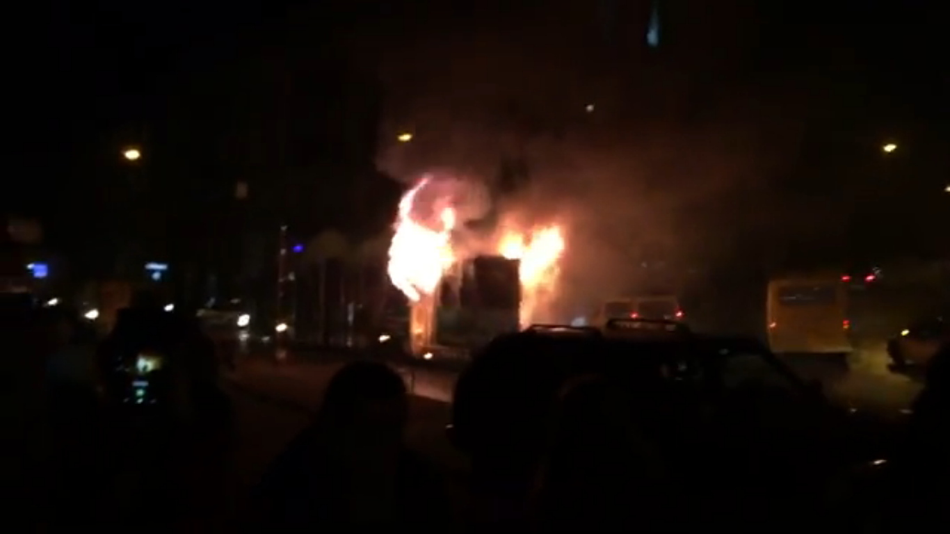 У Львові загорілося два трамваї (ВІДЕО)