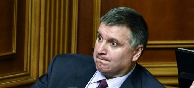 Шалені дні міністра Авакова. Чому українцям не варто мріяти про ідеального очільника МВС