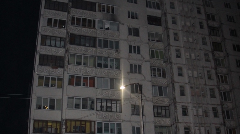 В Киеве во время ликвидации пожара в многоэтажке погиб пожарный