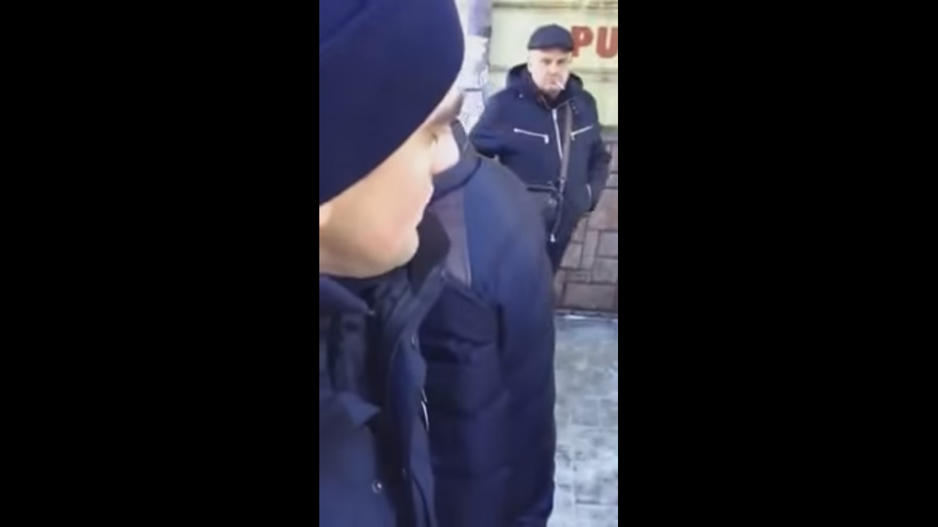 В мережі з’явилось скандальне відео затримання, яке провели львівські поліцейські (ВІДЕО)