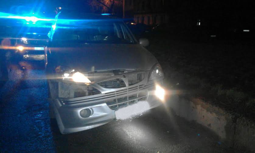 В Одесі п’яний чиновник на машині врізався у припаркований автомобіль