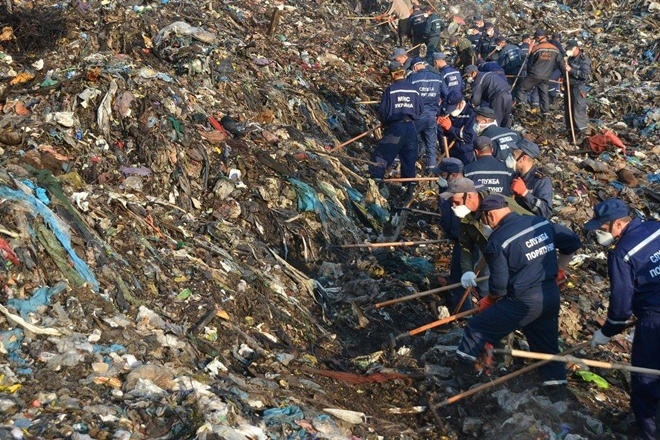 Жителів двох сіл на Львівщині переселять через пожежу на сміттєзвалищі