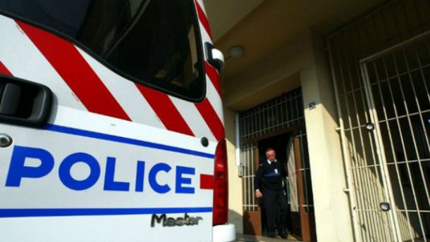 Жестокое убийство семьи полицейского под Парижем: “Исламское государство” признало причастность