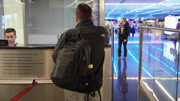 Російському журналісту не дозволили висвітлити теракт в аеропорту Ататюрка