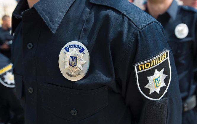 У Полтавській області п’яний водій та його товариш побили працівників дорожньо-патрульної служби