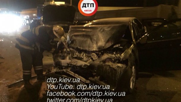 Моторошна аварія у Києві: Toyota на шаленій швидкості влетіла у Lexus (ФОТО)