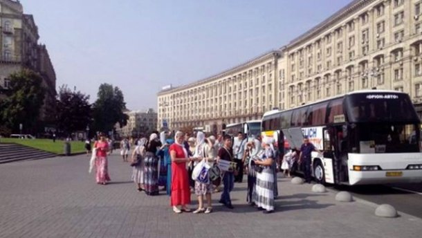 Хресна хода:  автобуси з прочанами вже у Києві