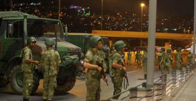 У Туреччині затримали трьох військових, які готували замах на Ердогана
