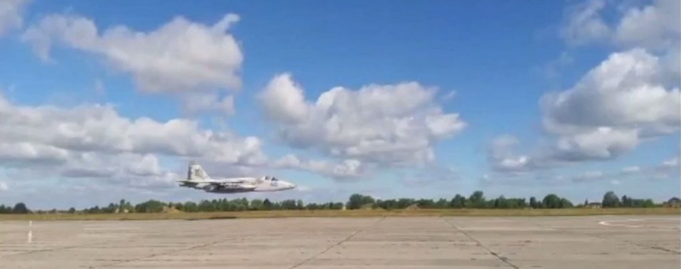 Український СУ-25 зміг пролетіти на висоті 1 метра: пілот – справжній ас! (відео)