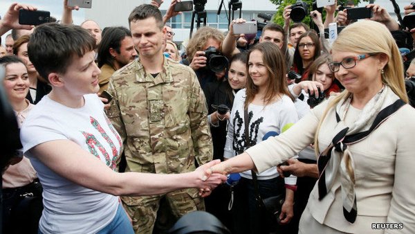 Тимошенко жорстоко “нокаутувала” Савченко