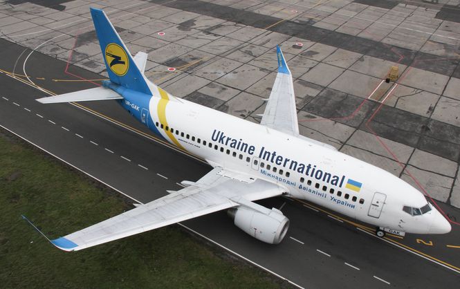 В аеропорту Львова у літака МАУ під час зльоту виникли проблеми з шасі