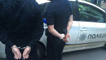 У Києві заарештували поліцейського, який вимагав хабара у п’яного водія