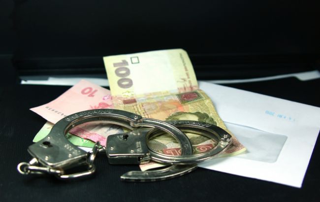 У Житомирській області поліцейський затриманий при отриманні хабара в 65 тис. гривень