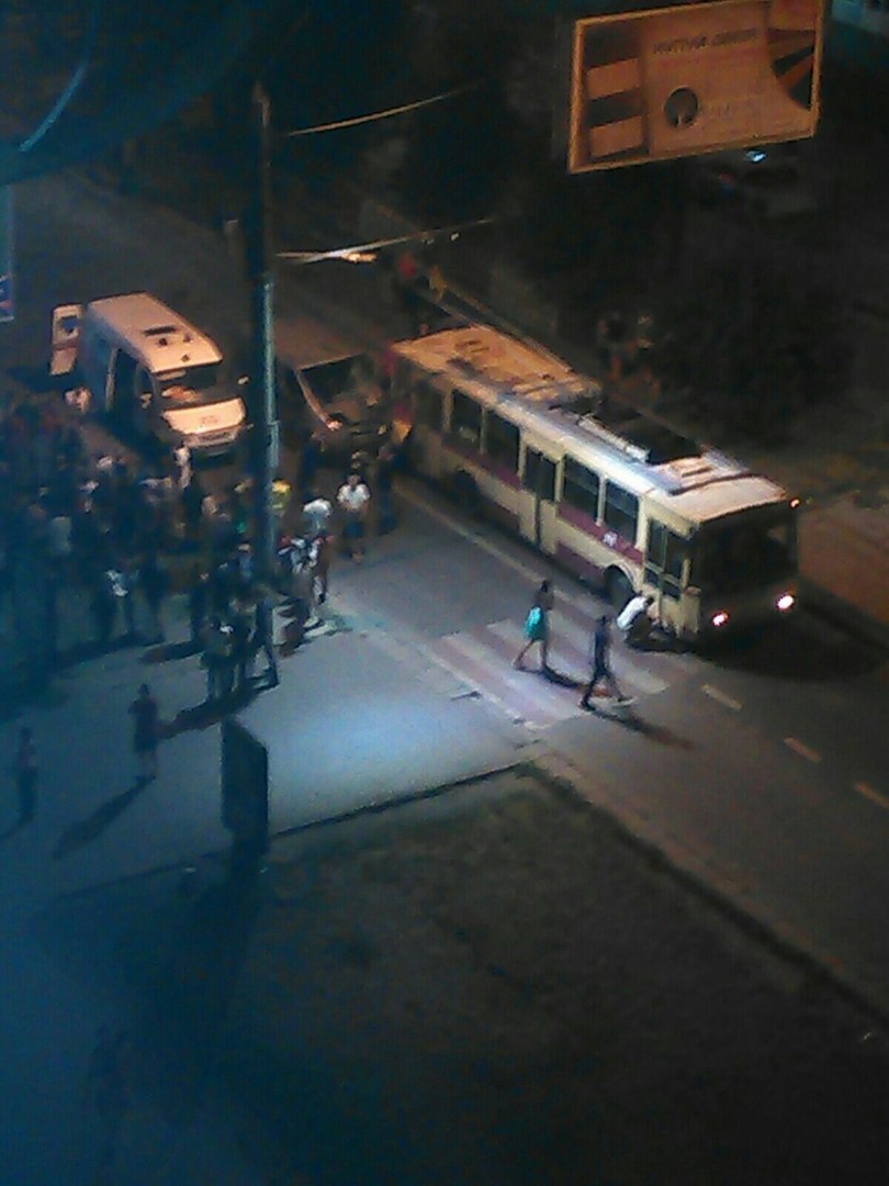 У Львові на вулиці Широкій трапилася жахлива ДТП (Фото)